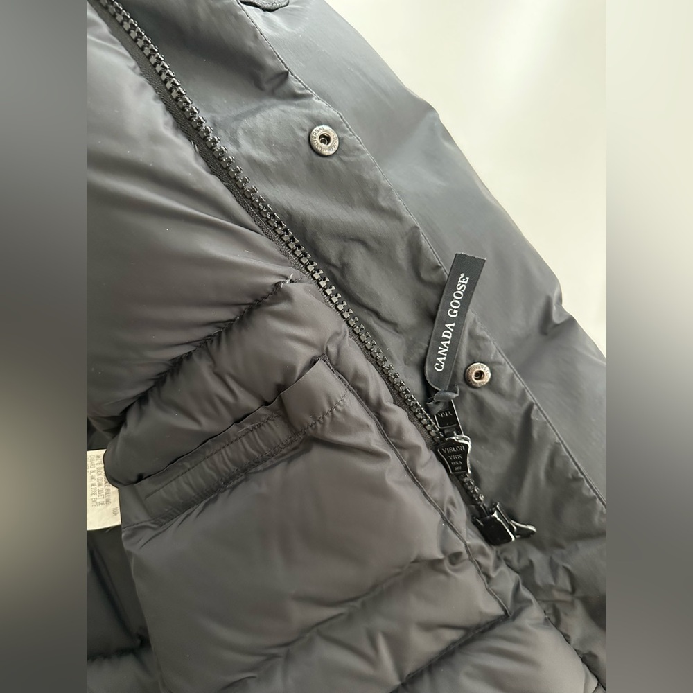Canada Goose Branta Calgary Jacket Black - Picture 8 of 16